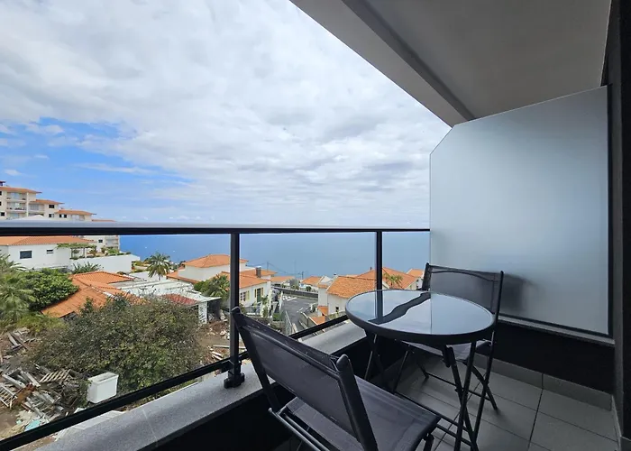 Appartamento Vista Mar Garajau Ii By Rentallido Caniço